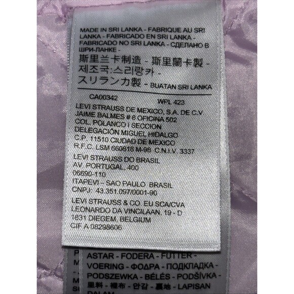 LEVI'S Women's Jean Jacket  Lavender Light Wash Size Medium - Picture 13 of 16